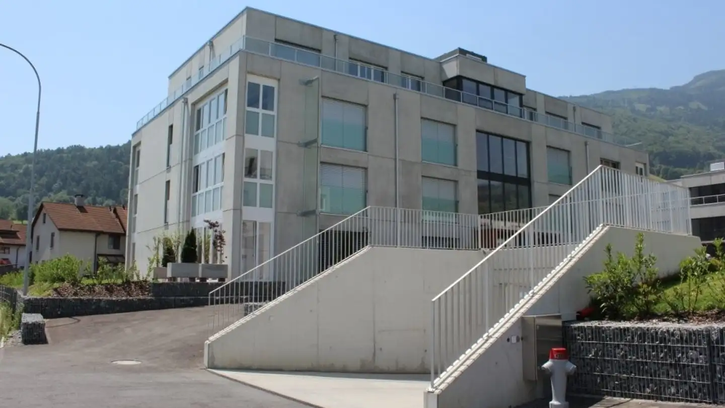 Indoor motorbike parking space for rent - Spitalstrasse 58, 9472 Grabs