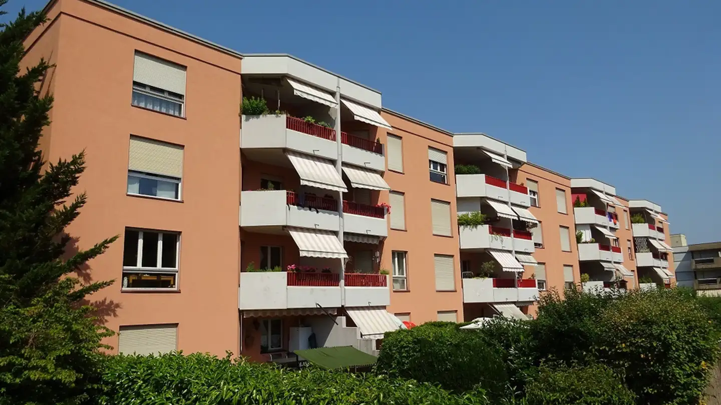 Outdoor parking space for rent - Chemin Du Bochet 12a, 1196 Gland