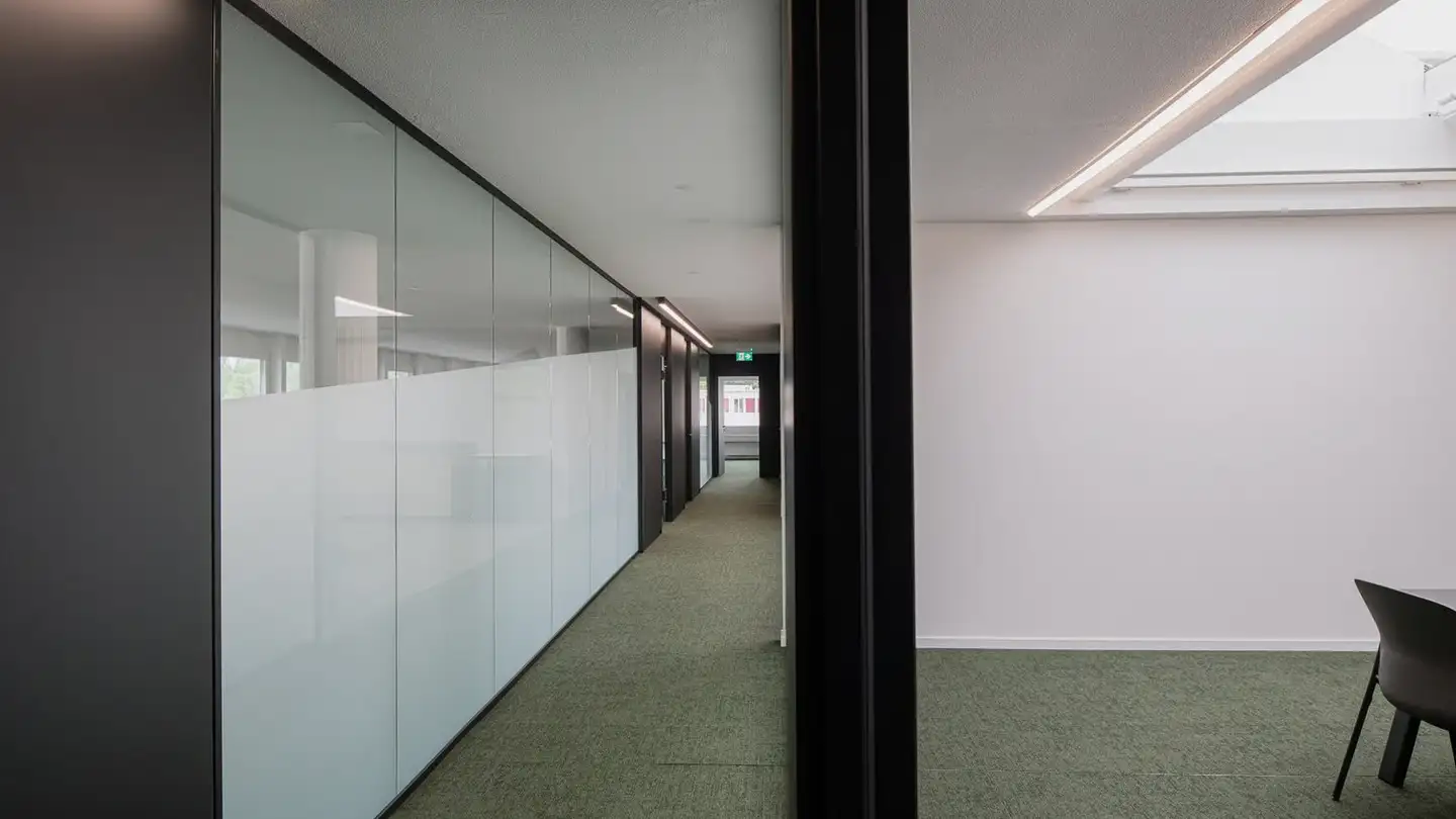Bureau à louer - Gewerbestrasse 12a, 8132 Egg b. Zürich - Photo 4