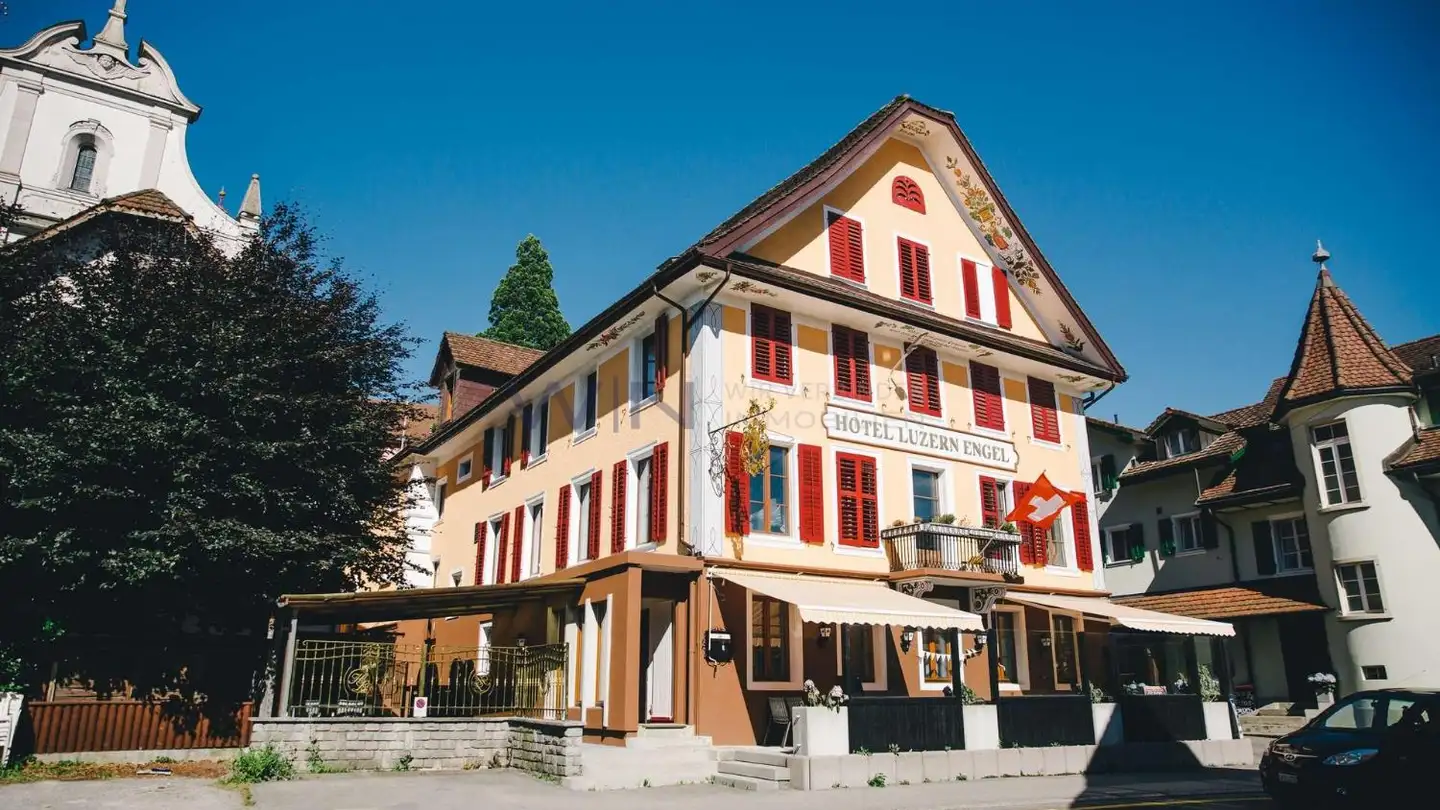 Residential building for sale - Luzernerstrasse 1, 6285 Hitzkirch
