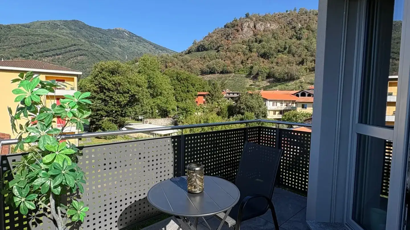 Dachgeschosswohnung mieten - Via Sirana 10b, 6814 Lamone - Foto 2