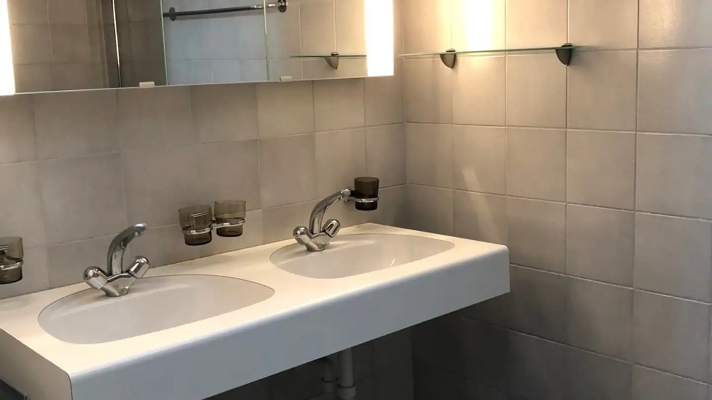 Attic flat for rent - Viaduktstrasse, 9100 Herisau - Photo 3