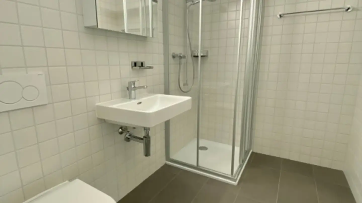 Studio à louer - Avenue Des Platanes 10, 3960 Sierre - Photo 4