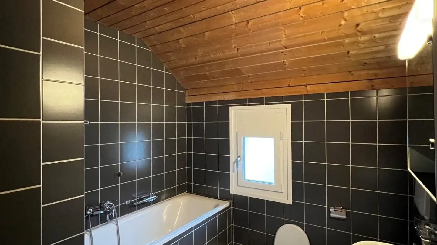 Attic flat for rent - Neuwangserstrasse 9, 7323 Wangs - Photo 4