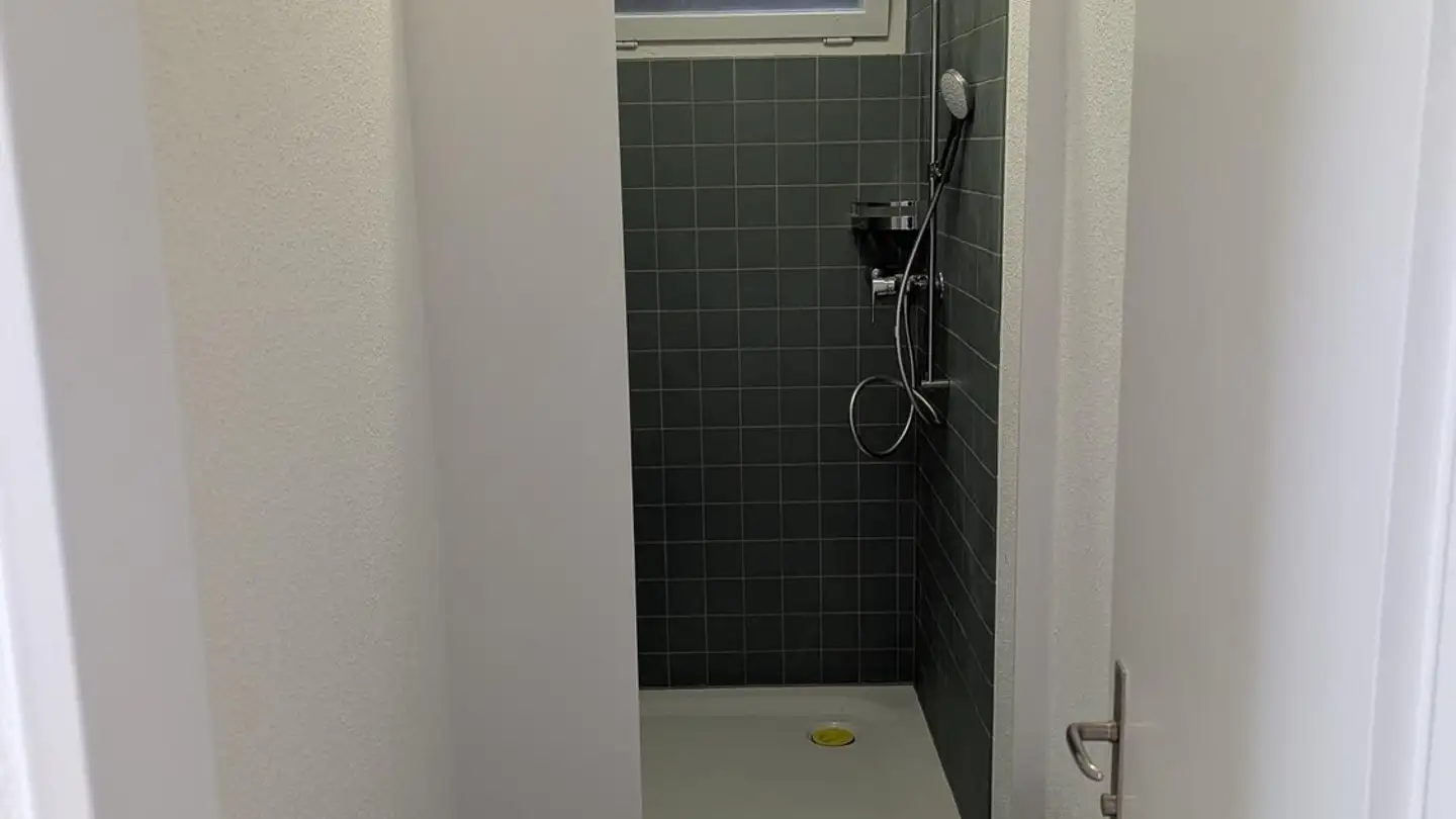 Wohnung mieten - Wannetenstrasse 4, 8134 Adliswil - Foto 3