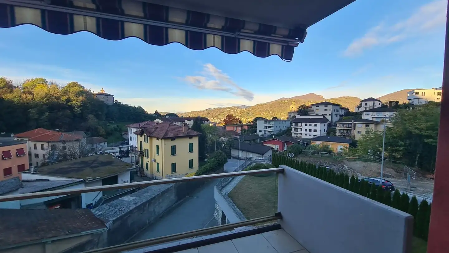 Appartement à louer - Vicolo Bena, 6850 Mendrisio