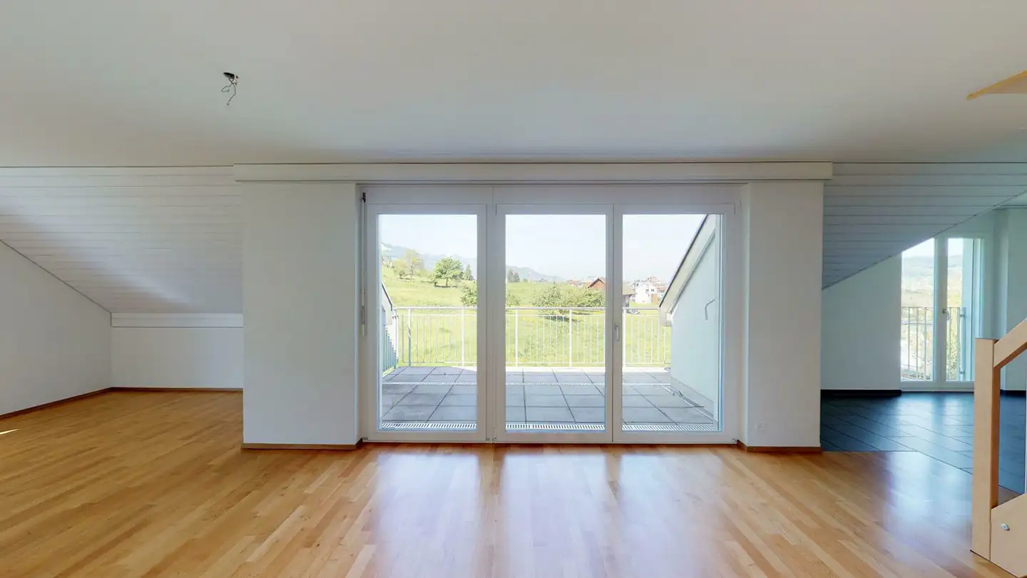 Attique à louer - Kantonsstrasse 52k, 8863 Buttikon SZ