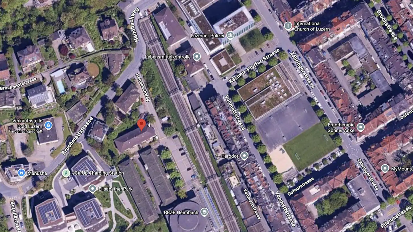 Place de parking extérieure à louer - Lehnstrasse 4, 6023 Rothenburg