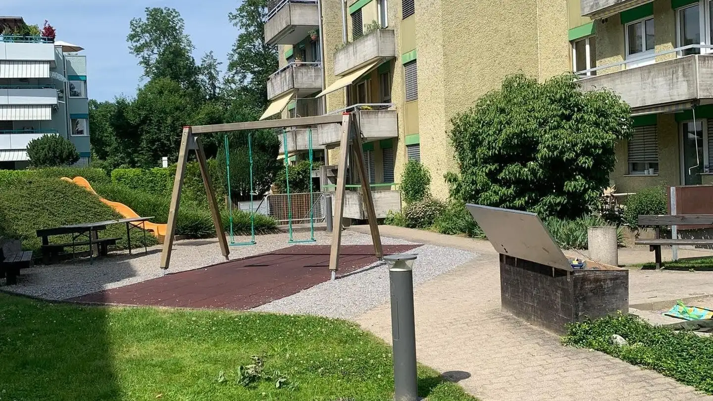 Appartement à louer - Eichwisstrasse 19, 8634 Hombrechtikon