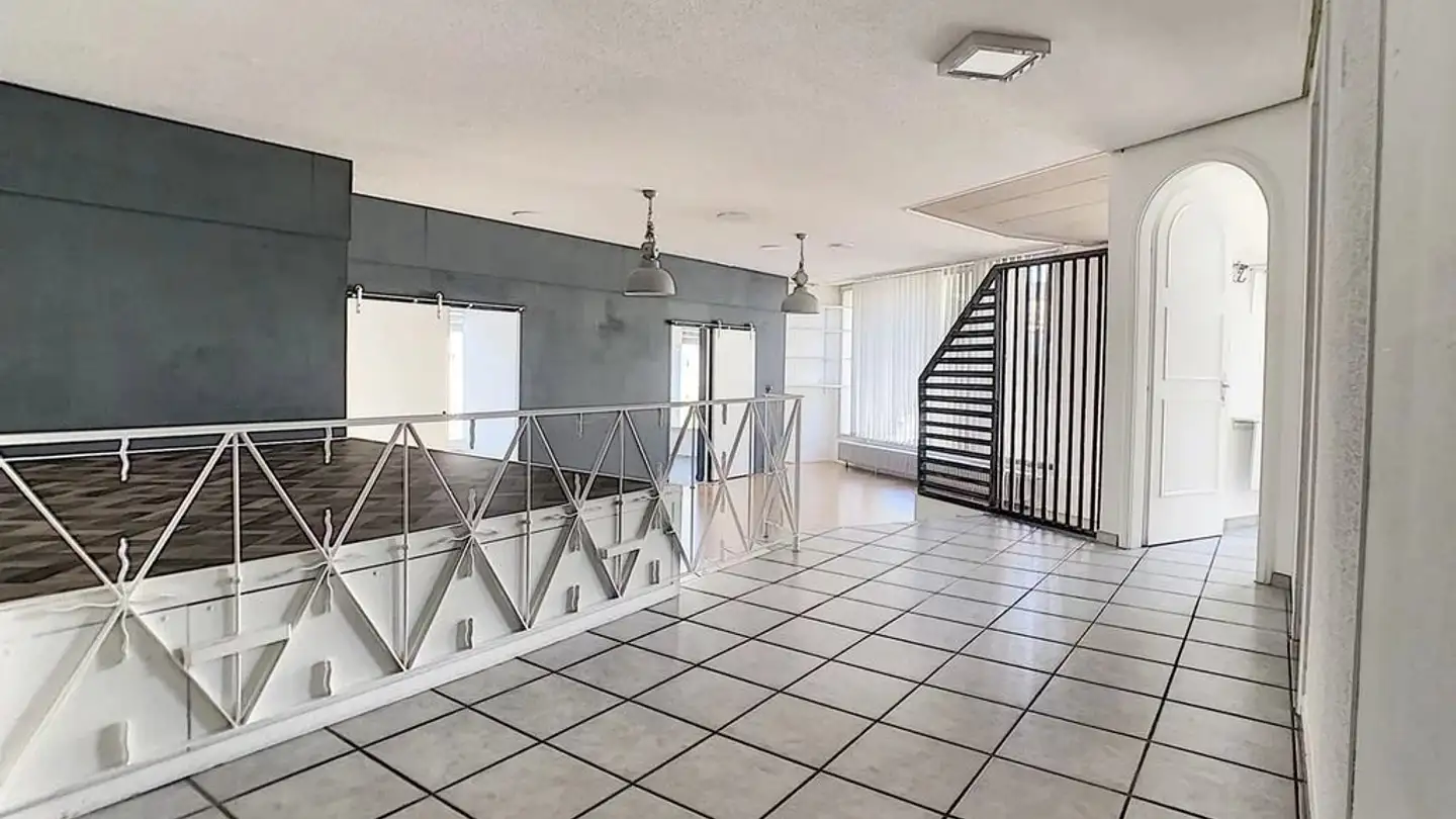 Arcade for rent - Avenue Du Crochetan 2, 1870 Monthey - Photo 4