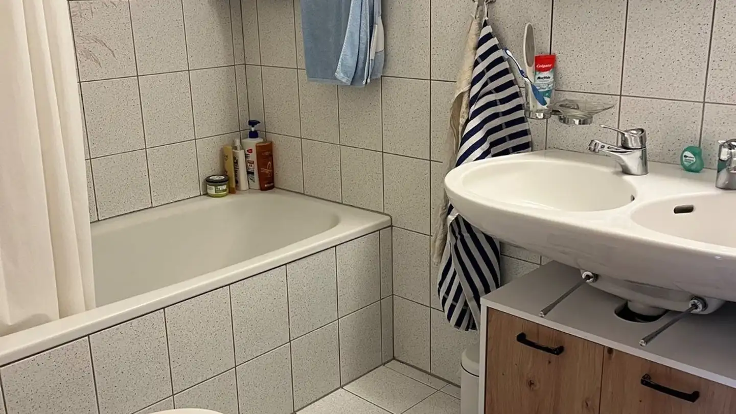 Appartement à louer - Rue De Treysala 28, 1462 Yvonand - Photo 3