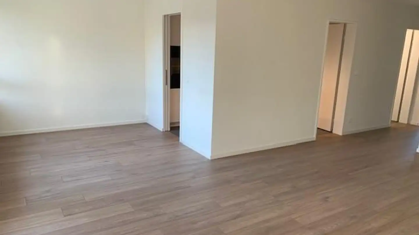 Apartment for rent - Schönenwerdstrasse 19, 8952 Schlieren - Photo 2