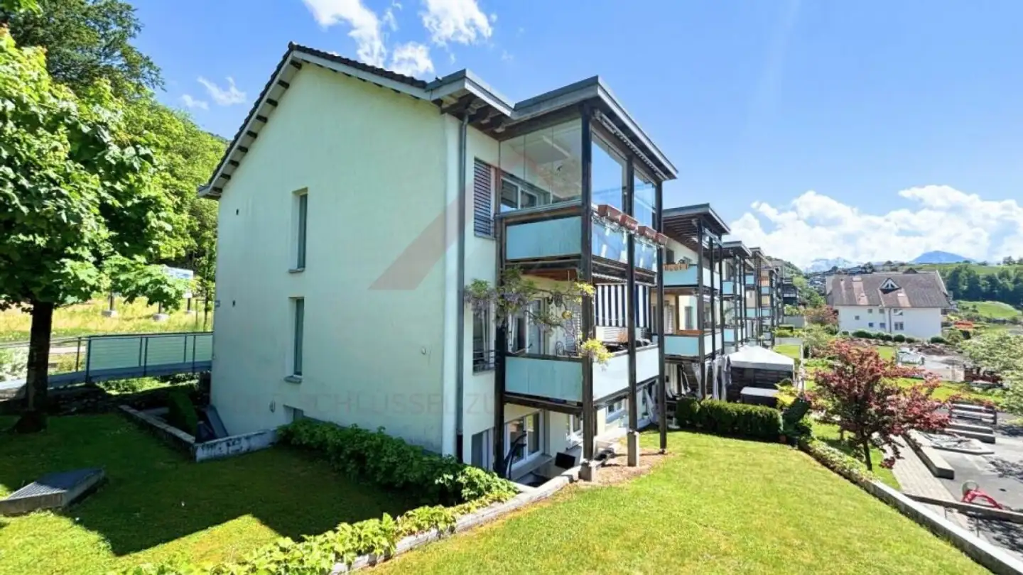 Wohnung kaufen - 6404 Greppen