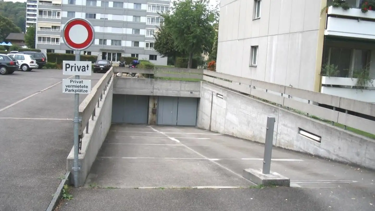 Indoor motorbike parking space for rent - Vogelmattstrasse 42, 4133 Pratteln
