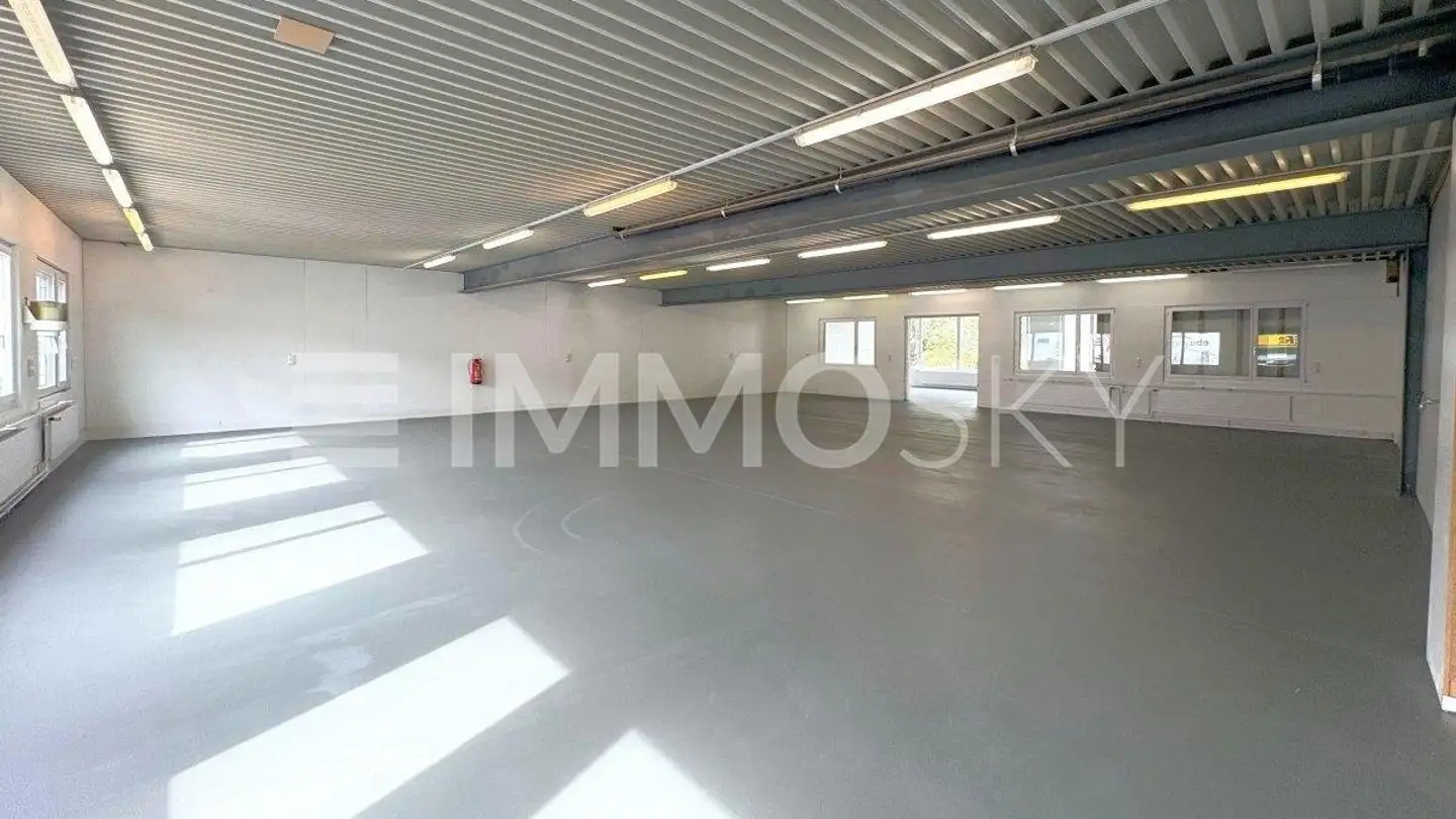 Commercial à louer - Moselenweg 6, 4537 Wiedlisbach