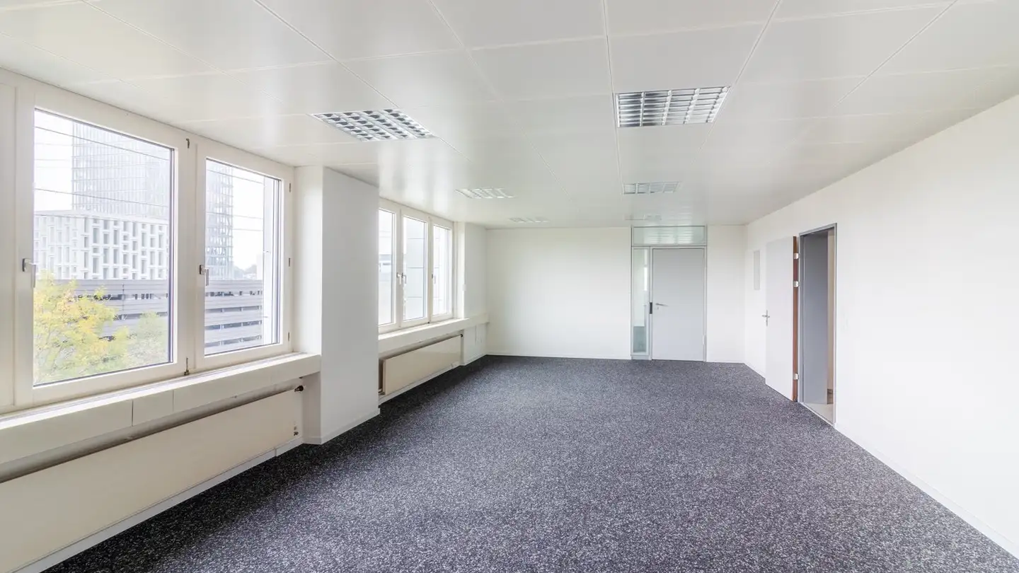 Office space for rent - Erlenstrasse 4, 6343 Rotkreuz