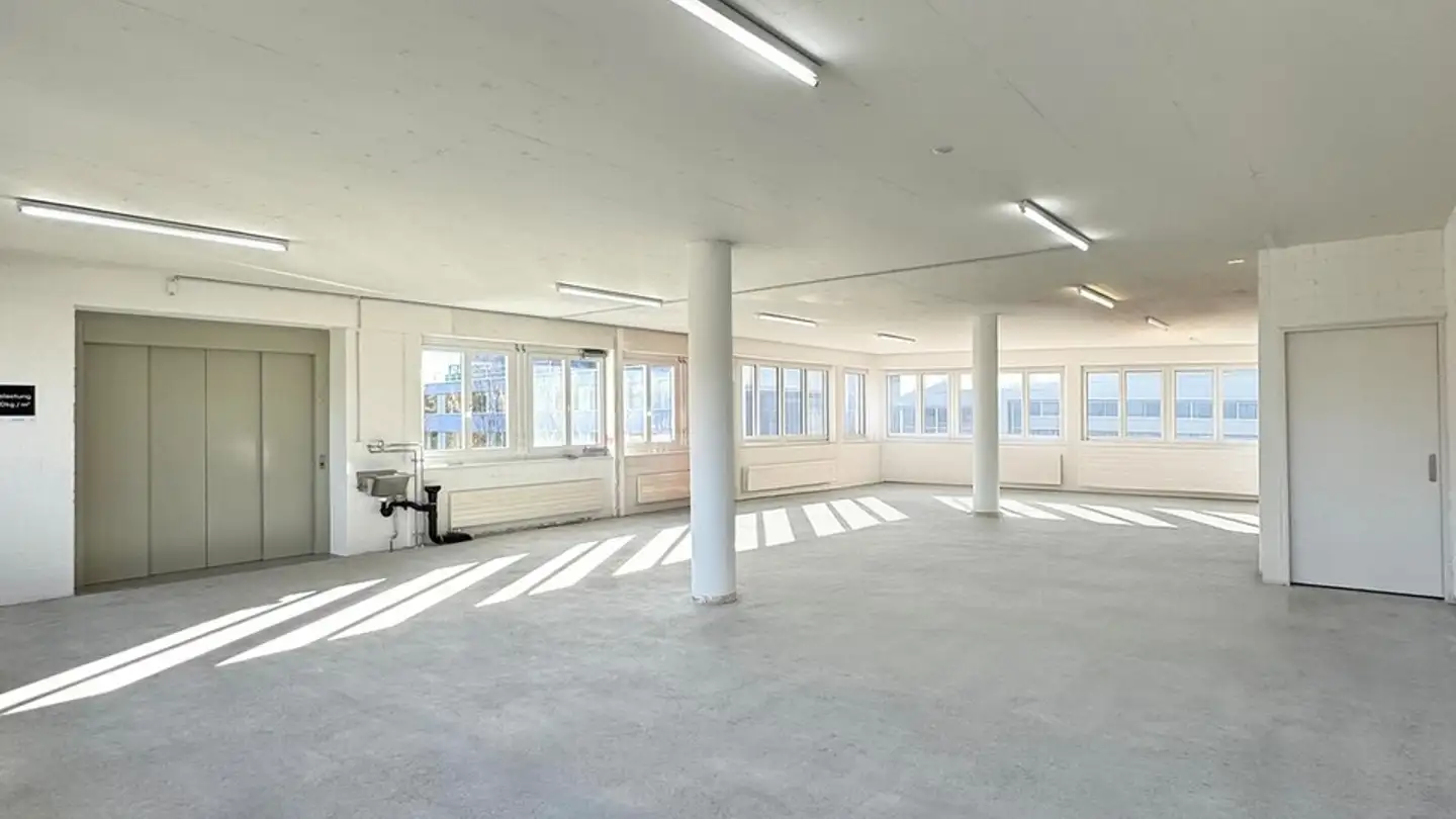 Commerciale in affitto - Husacherstrasse 1, 8304 Wallisellen - Photo 2