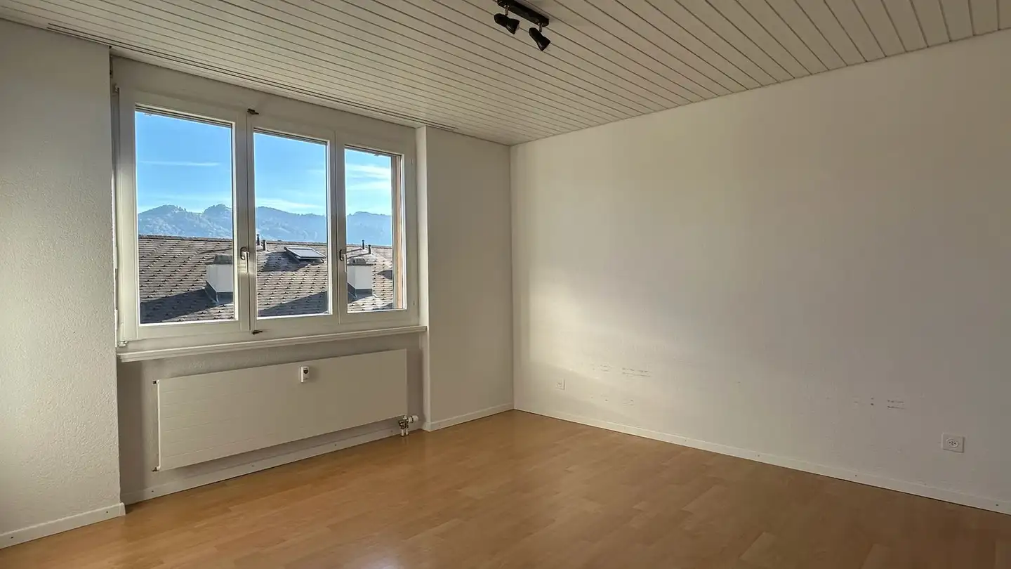 Wohnung mieten - Eisenbahnstrasse 57b, 3645 Gwatt (Thun) - Foto 4