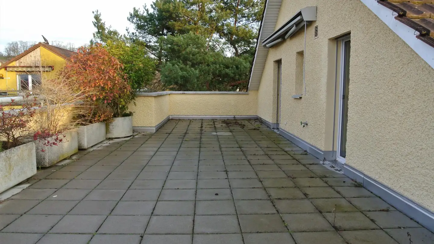 Attique à louer - Brüttisellenstrasse 15, 8602 Wangen b. Dübendorf - Photo 4