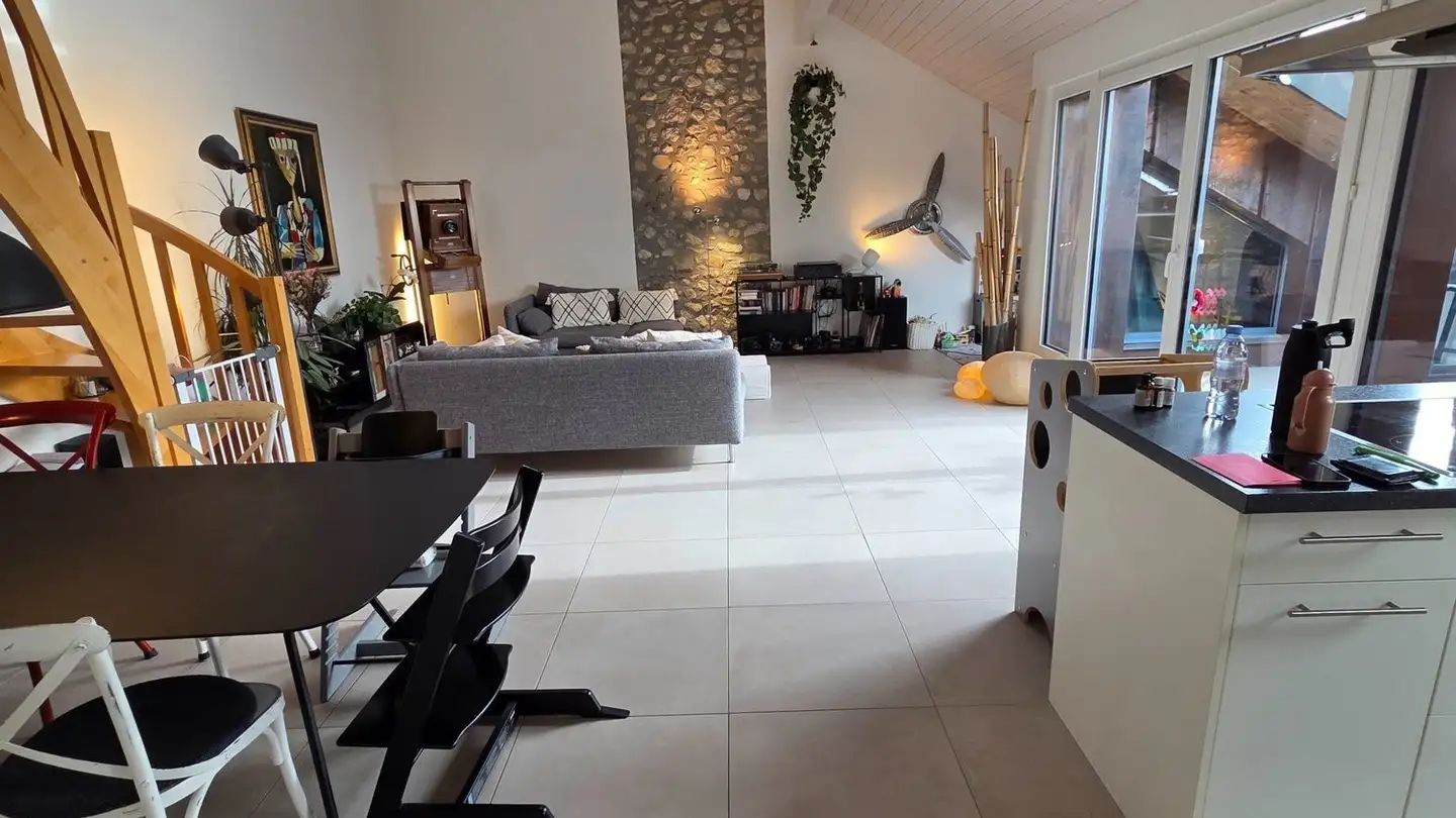 Appartamento in affitto - 1269 Bassins