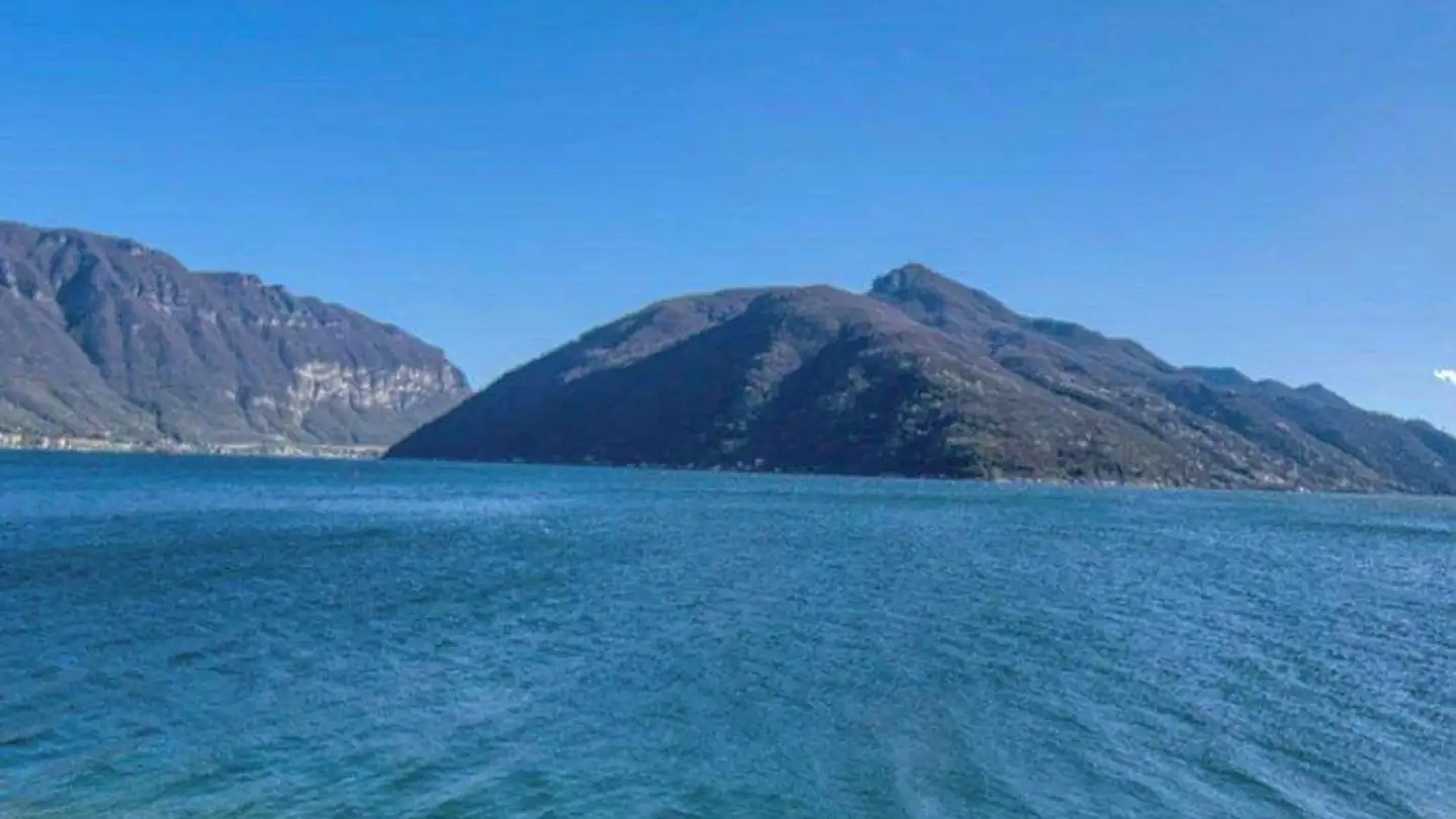 Furnished apartment for sale - Lungolago Giuseppe Motta, 6815 Melide