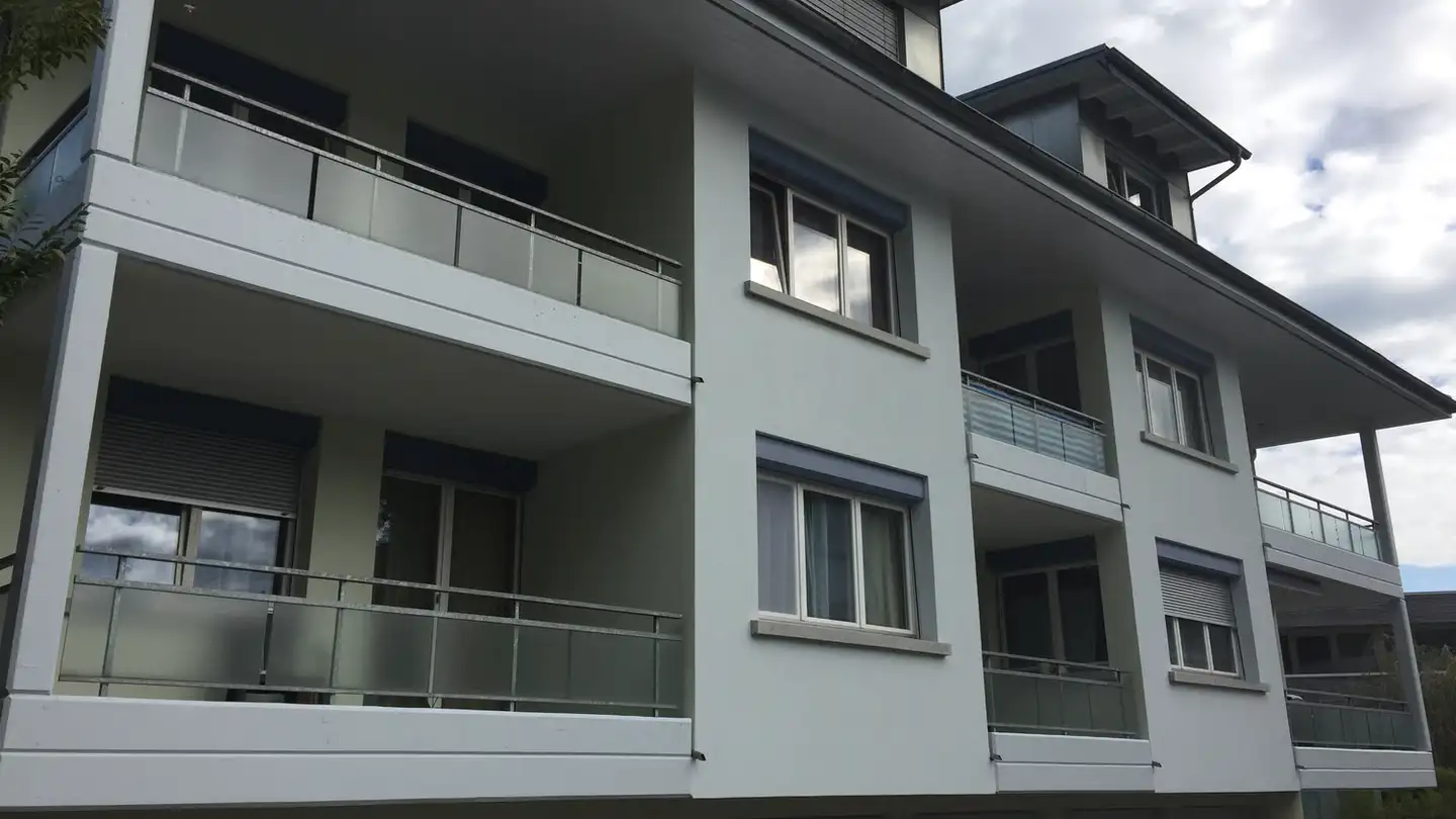 Wohnung mieten - Landstrasse 25, 8868 Oberurnen