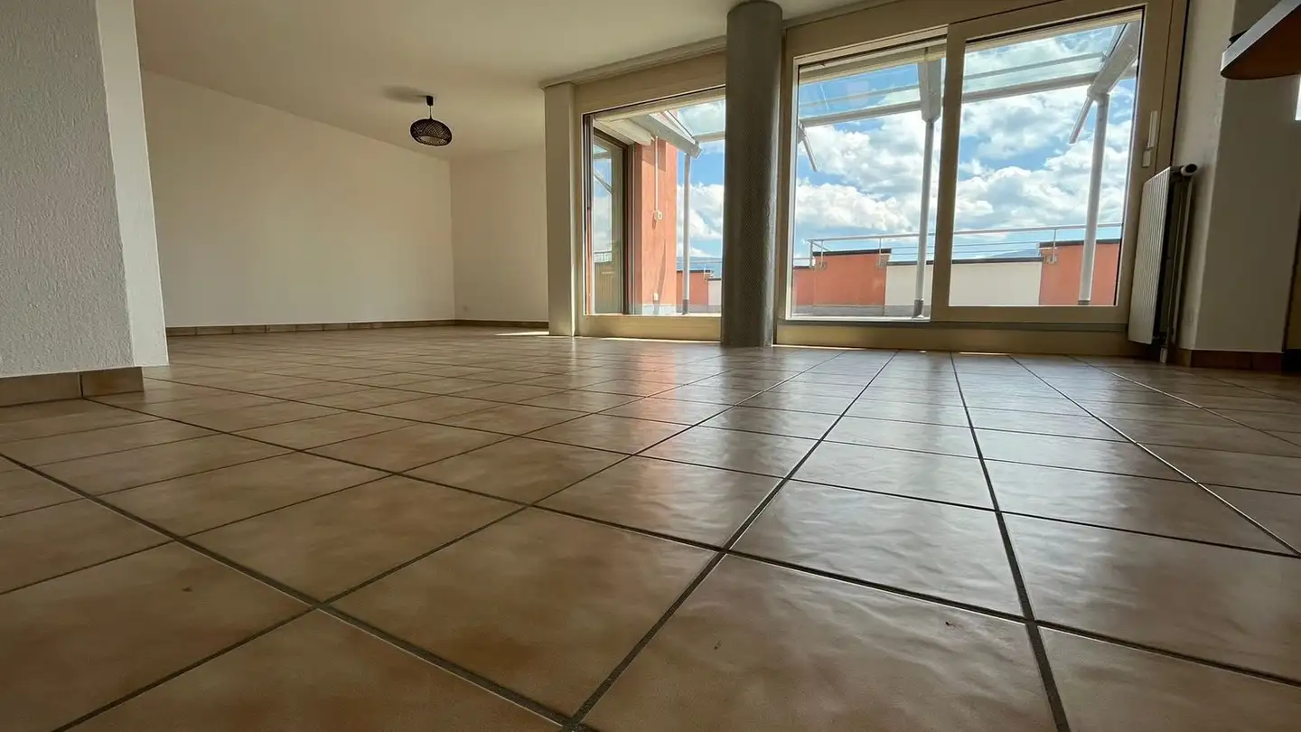 Penthouse for rent - Rue Des Encrannes 10, 2800 Delémont - Photo 3