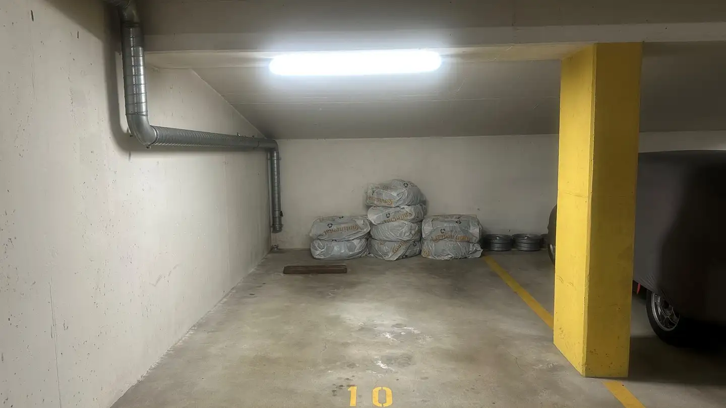 Garage individuel à louer - Eschenmosenstrasse 13, 8184 Bachenbülach