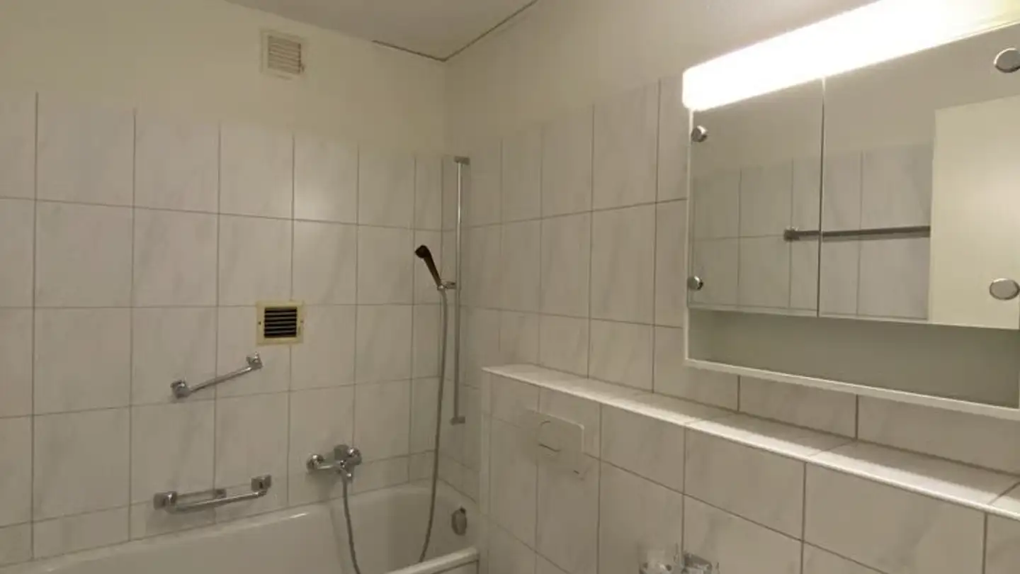 Wohnung mieten - Zeltweg 25, 8610 Uster - Foto 3