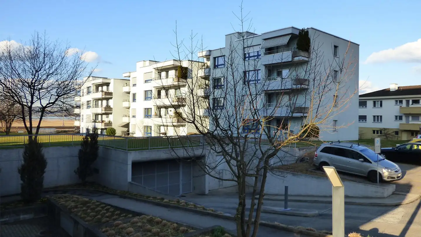 Parcheggio esterno in affitto - Churerstrasse 93, 8808 Pfäffikon SZ