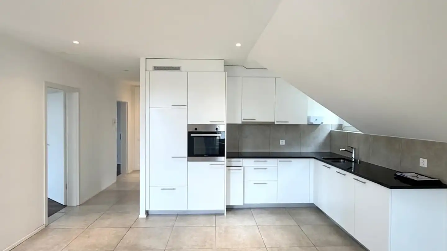 Appartement à louer - Rue Du Roc 9, 2000 Neuchâtel - Photo 2