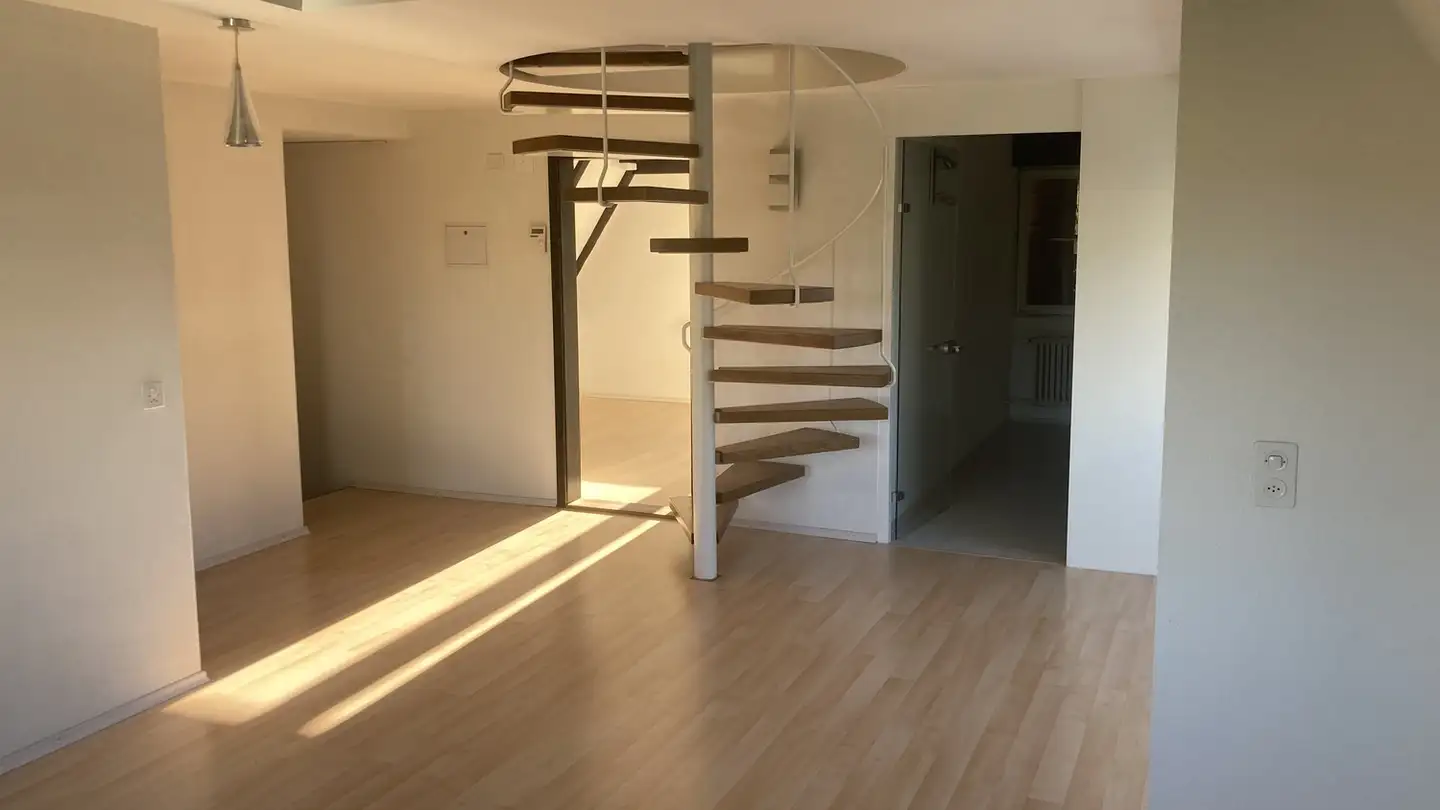 Wohnung mieten - Emil Frey-Strasse 97, 4142 Münchenstein