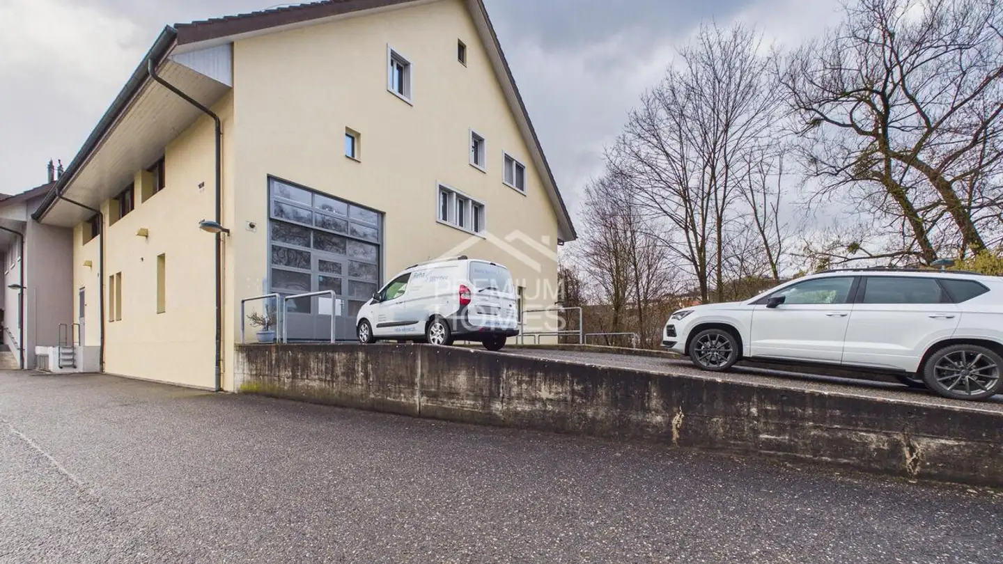 Commercial à vendre - 5426 Lengnau AG - Photo 2