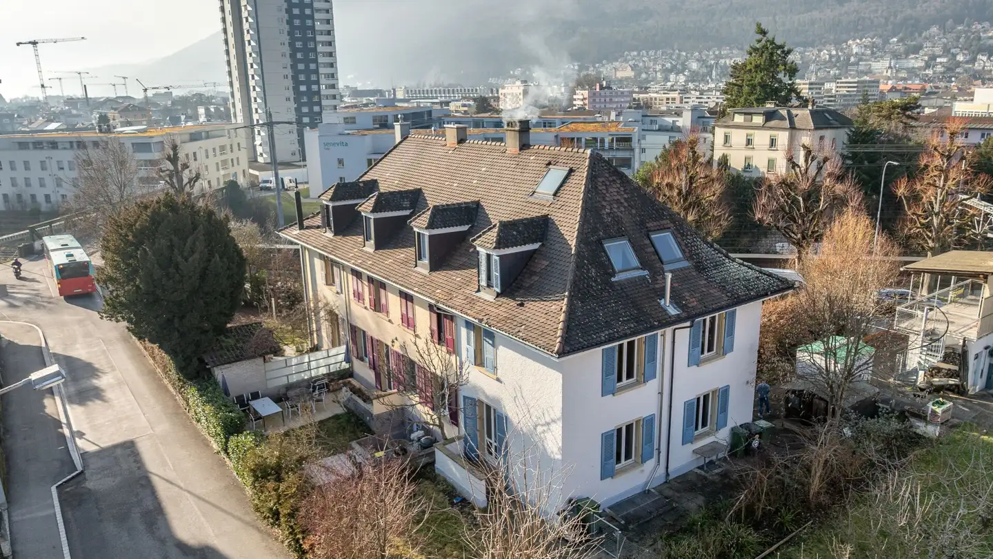 Single house for sale - Rue Du Krähenberg / Krähenbergstrasse, 2503 Biel/Bienne