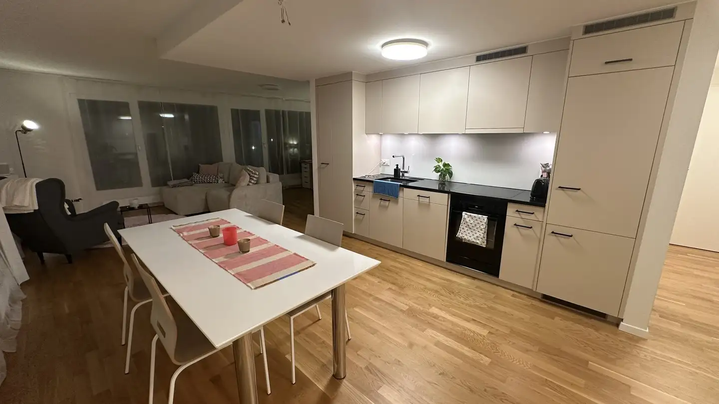 Appartamento in affitto - Hügsamstrasse 1, 8833 Samstagern