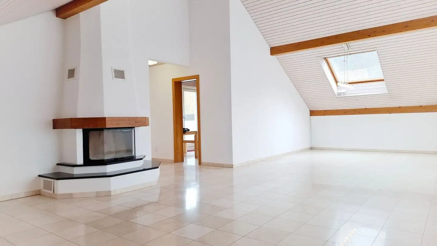 Dachgeschosswohnung mieten - Schulstrasse, 5326 Schwaderloch