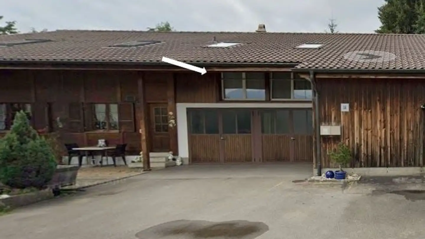 Commercial à louer - Schorenstrasse 58, 3645 Gwatt (Thun)