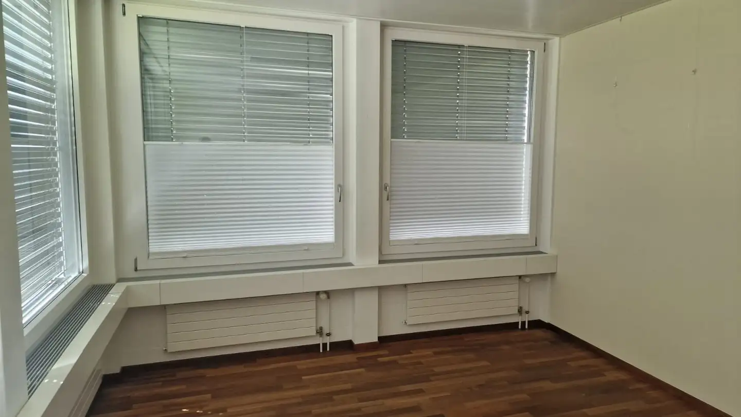 Spazio ufficio in affitto - Knonauerstrasse 23, 6330 Cham