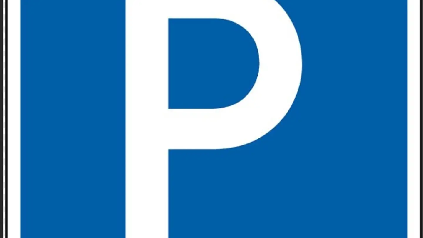 Place de parking extérieure à louer - Grüneggstrasse 38a, 6005 Luzern