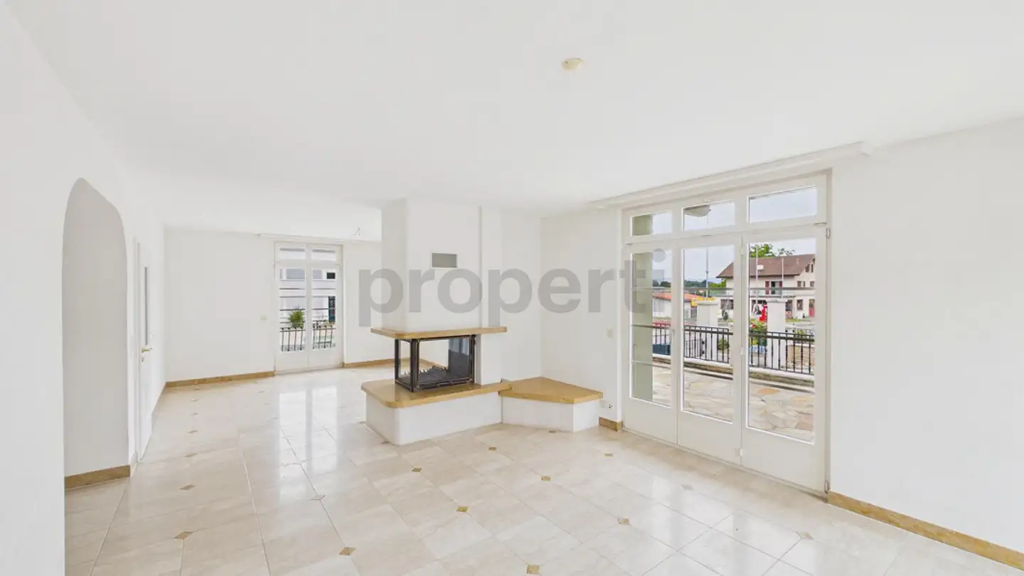 Stepped apartment for rent - 1792 Cordast - Photo 2