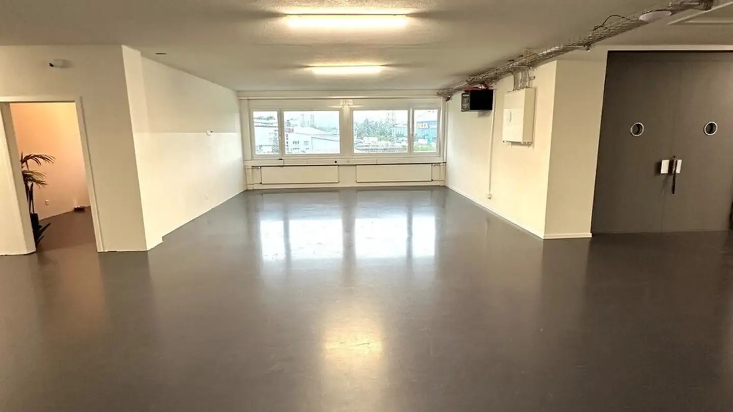 Office space for rent - Riedwiesenstrasse 23, 8305 Dietlikon - Photo 2