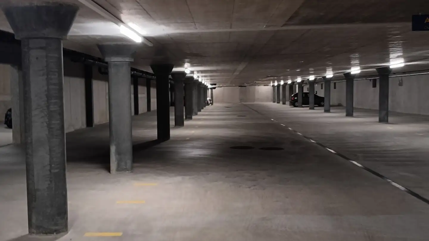 Underground parking space for rent - Viaduc Milavy, 1580 Avenches