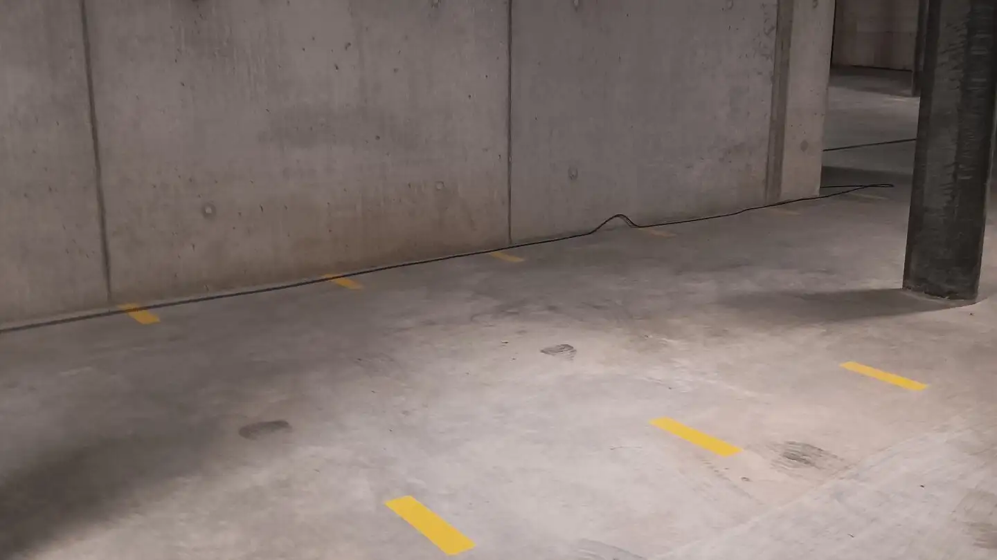 Underground parking space for rent - Viaduc Milavy, 1580 Avenches - Photo 2