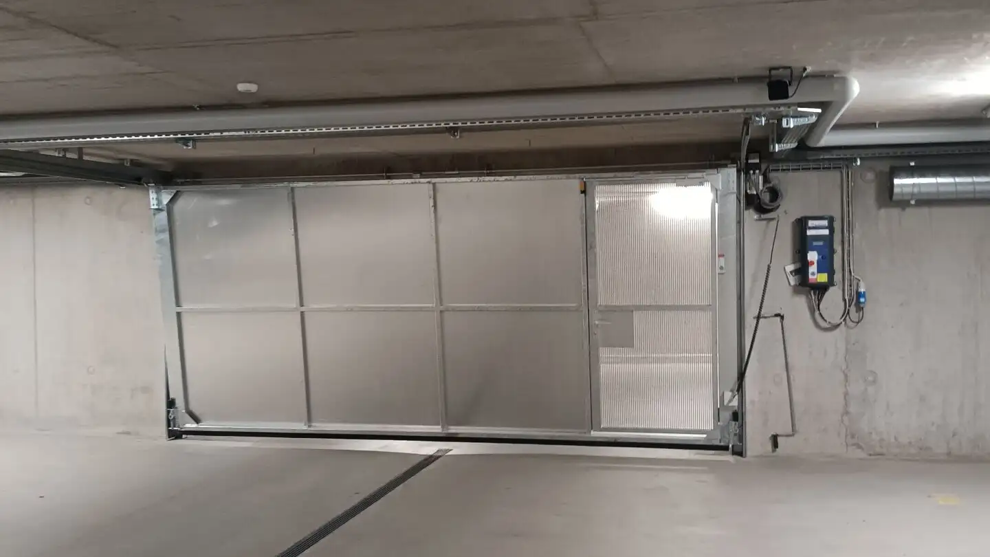 Underground parking space for rent - Viaduc Milavy, 1580 Avenches - Photo 3