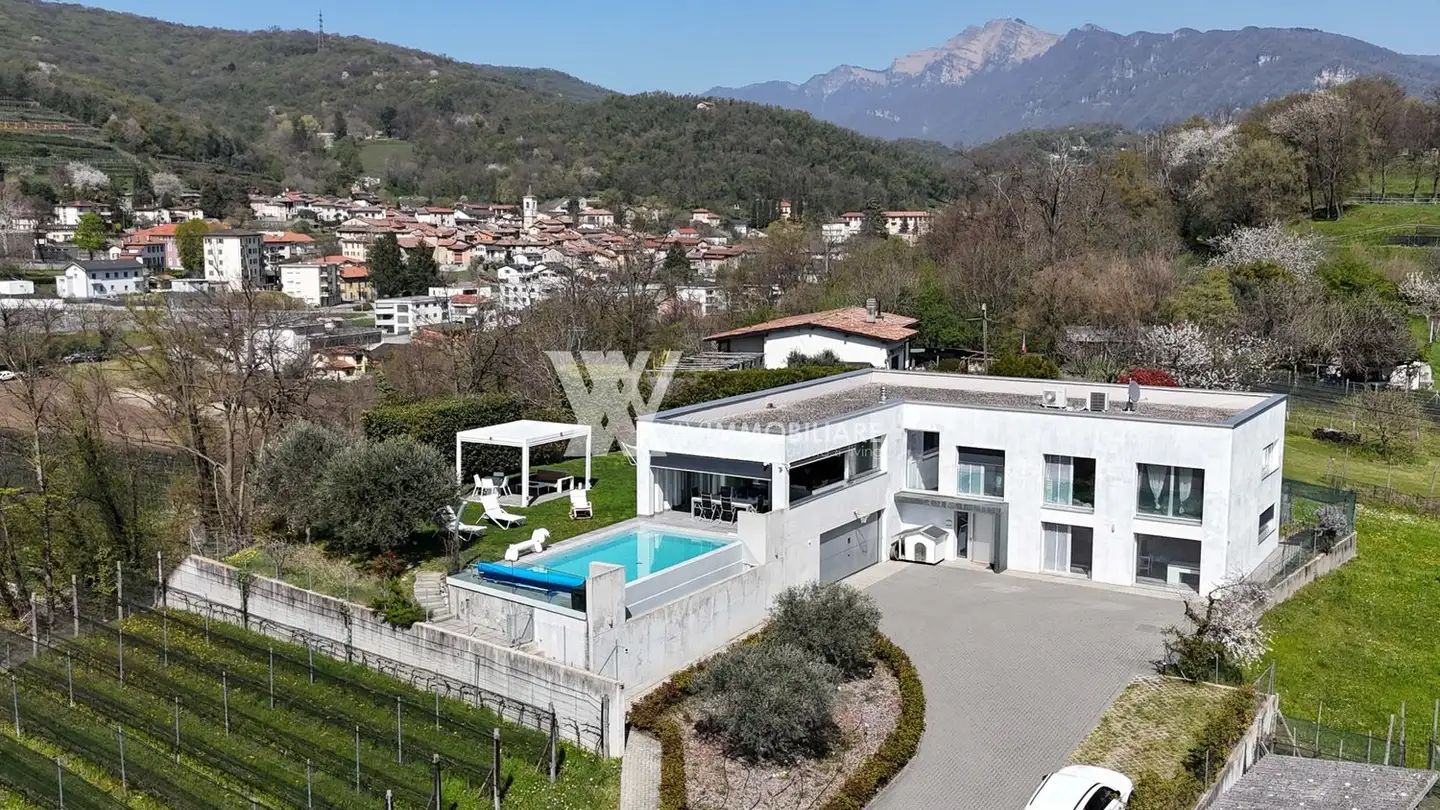Single house for sale - 6850 Mendrisio