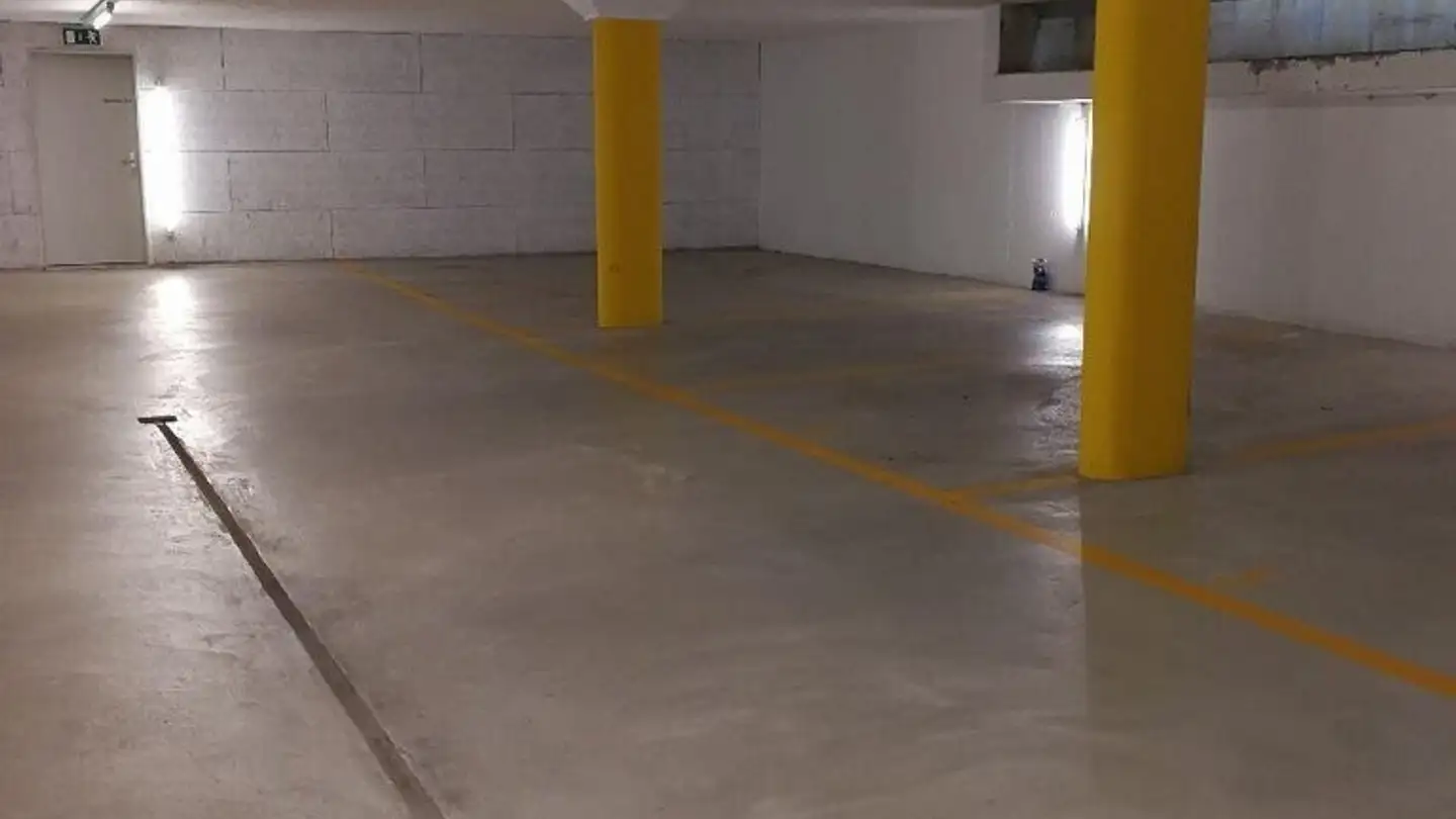 Parcheggio sotterraneo in affitto - General-Wille-Strasse 171, 8706 Meilen