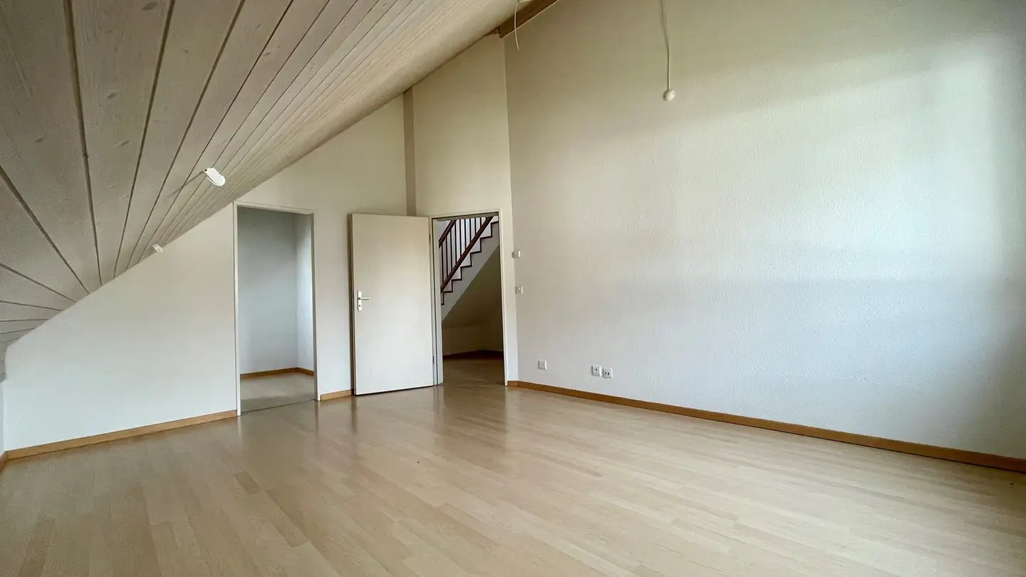 Duplex for rent - Obstgartenstrasse 18, 8634 Hombrechtikon - Photo 3