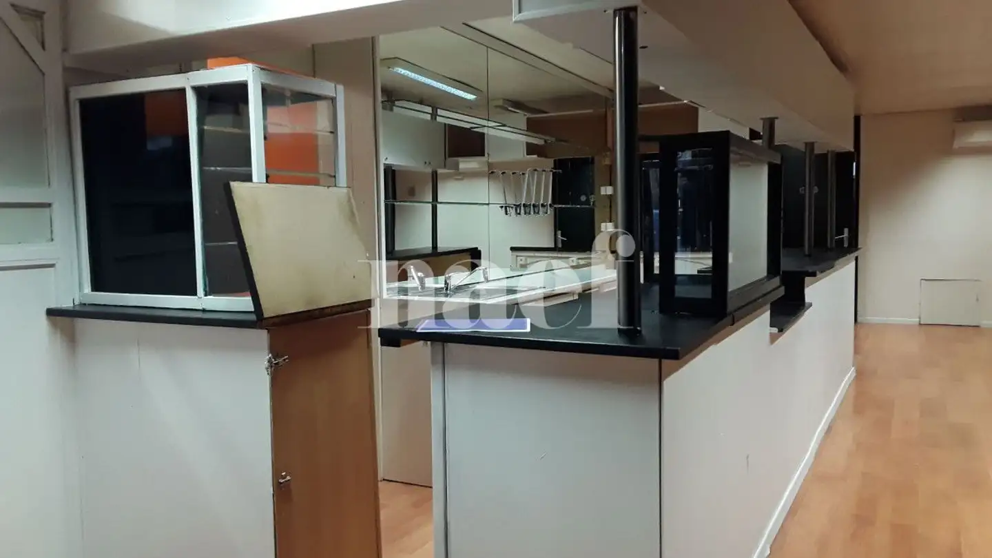 Gewerbe mieten - Rue de l'Hôpital 3, 2000 Neuchâtel - Foto 4