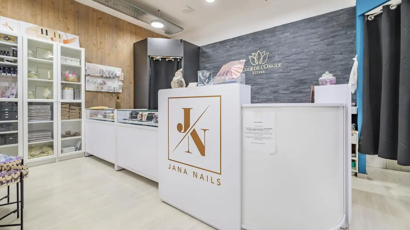 Commercial for rent - Rue Des Galeries 3, 1950 Sion - Photo 2