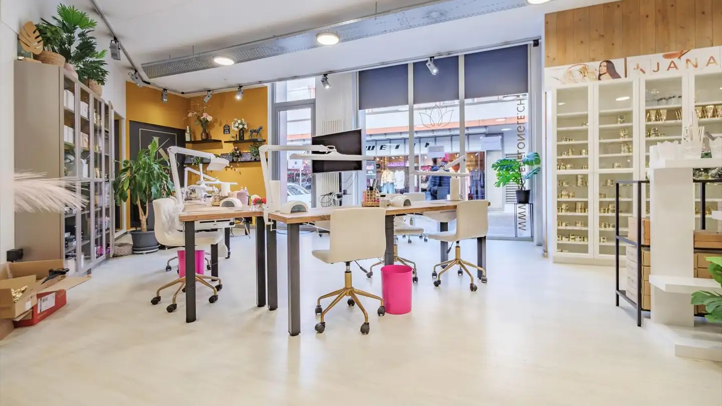 Commercial for rent - Rue Des Galeries 3, 1950 Sion - Photo 3